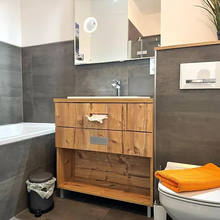 Glueckspilz - Wabi Sabi Appartement Binz